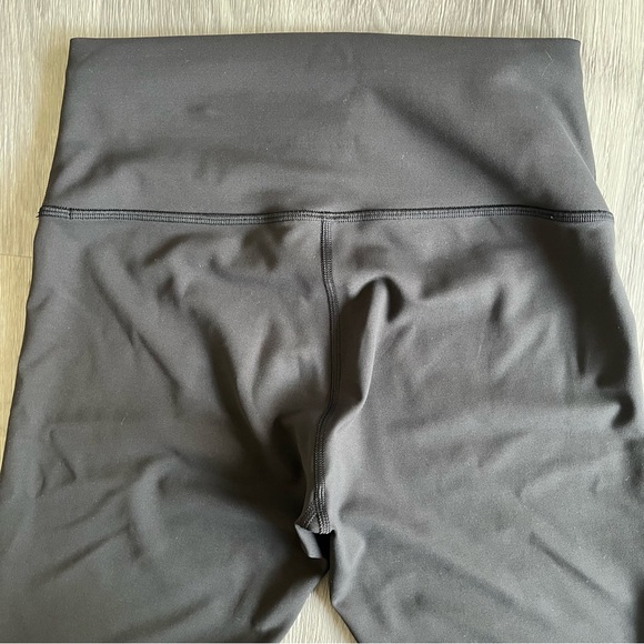 Lululemon Wunder Train High-Rise Tight, size 8 in black - Picture 5 of 7